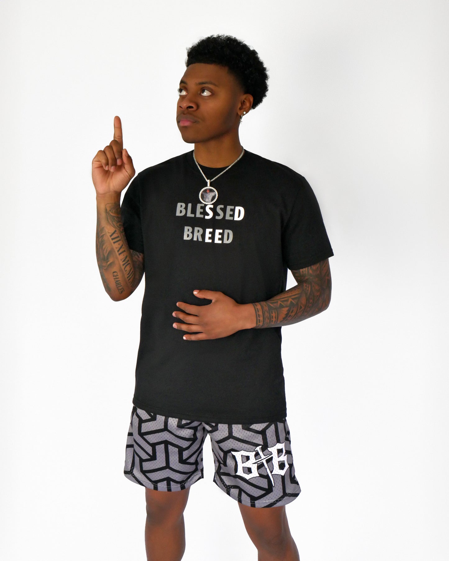 Black "Romans 6:4" Tee